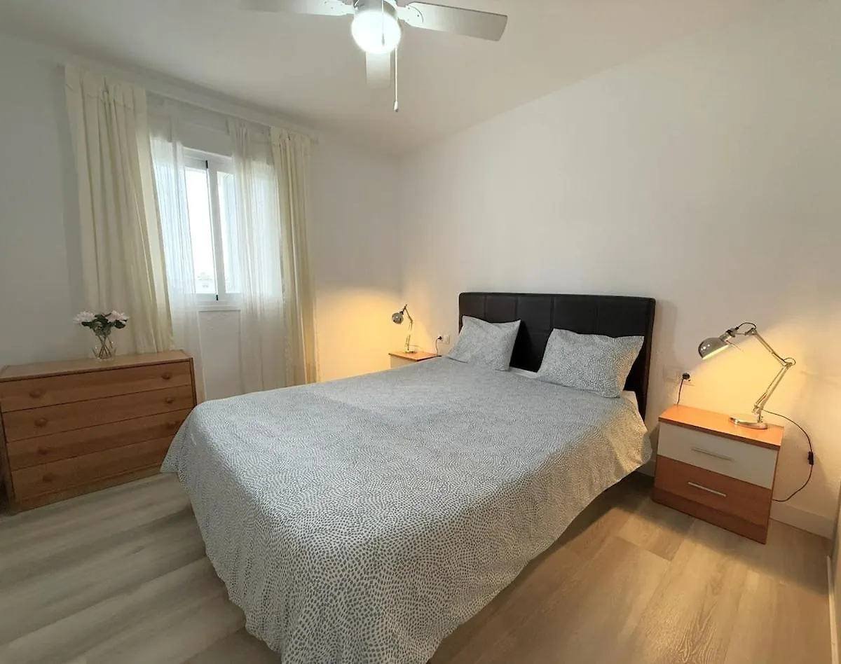 Stylish & Sunny Beach Apartment With Pool Fuengirola