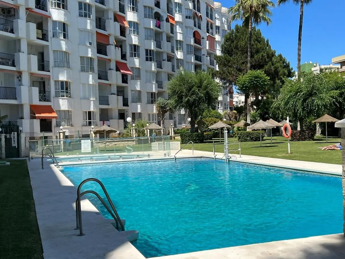 Stylish & Sunny Beach Apartment With Pool Fuengirola Spain